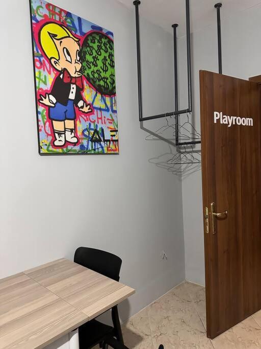 Super House Blloku - 3 Rooms تيرانا المظهر الخارجي الصورة
